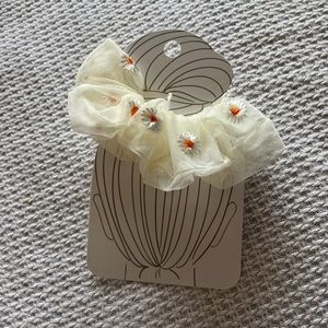 F21 Floral Scrunchie